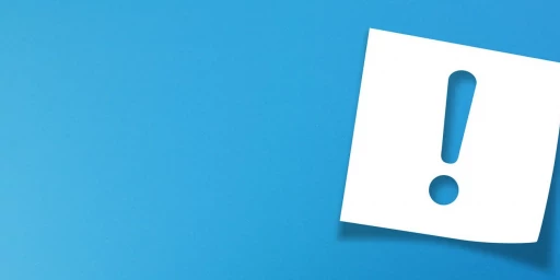Neuigkeit Ausrufezeichen auf blauem Hintergrund, Copyright: ytemha34 - stock.adobe.com