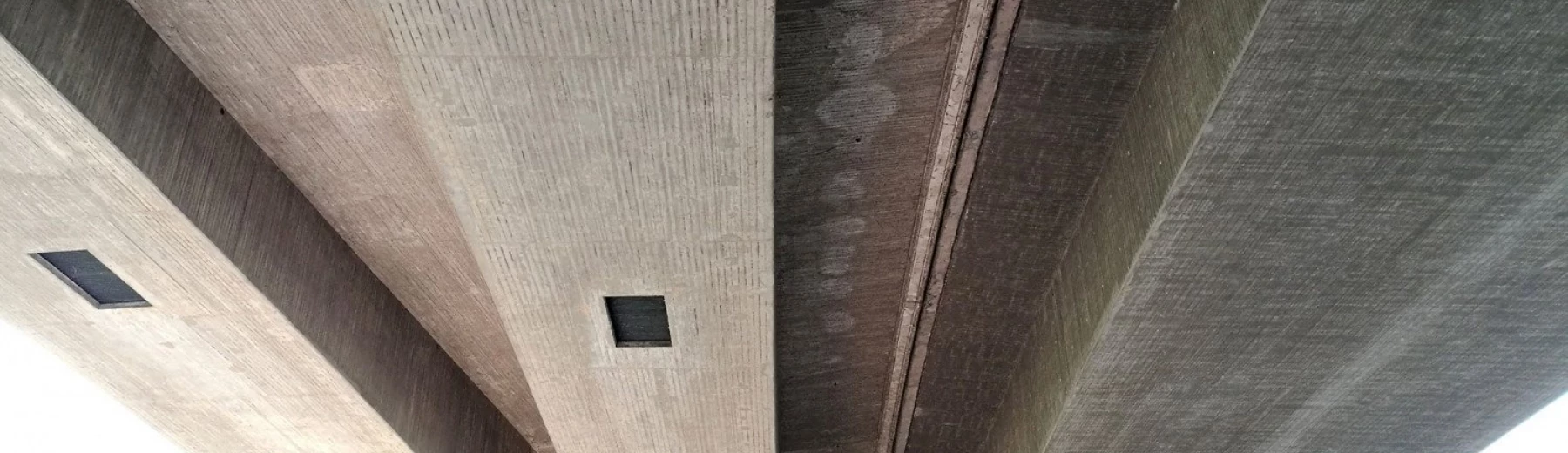 Betonbrücke von unten, Copyright: Stefan_Weis - stock.adobe.com