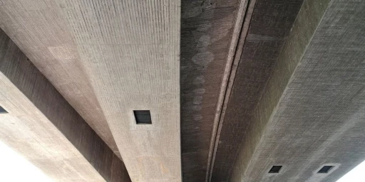 Betonbrücke von unten, Copyright: Stefan_Weis - stock.adobe.com