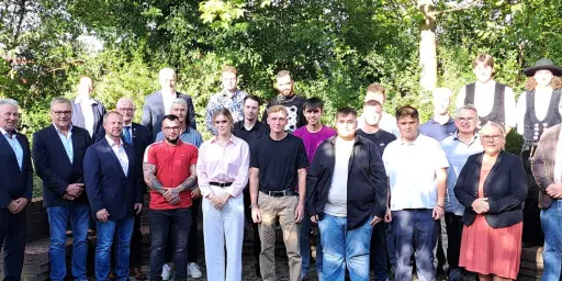 Lossprechungsfeier im BZB Wesel: Baugewerbe begrüßt neue Fachkräfte, Copyright: Kreishandwerkerschaft Kleve