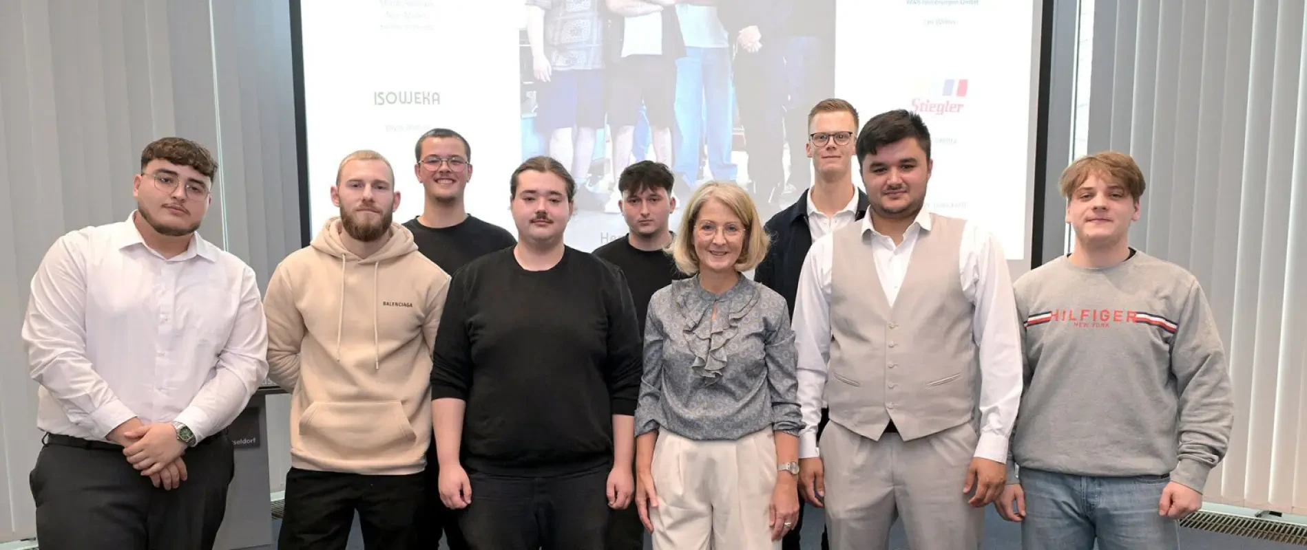 Lossprechungsfeier WKS-Isolierer 2025 Absolventen, Copyright: HWK Düsseldorf