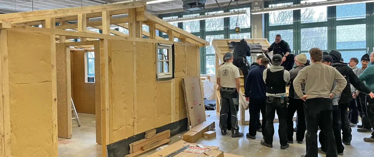 Ausbildung Zimmerer Holzrahmenbaukurs im BZB Düsseldorf, Copyright: BZB