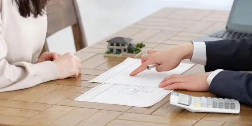 Erfolgreiche Weiterbildung auf dem Weg zur kleinen Bauvorlageberechtigung, Copyright: mapo - stock.adobe.com