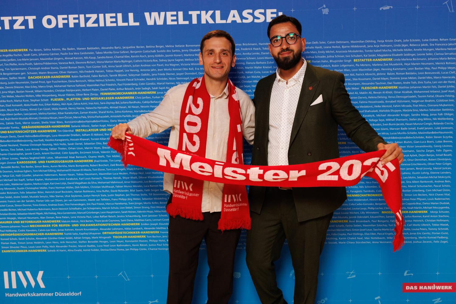 Ali Kalma & Alan Mustafa, Absolventen der ersten Blended-Learning-Meisterschule für Maurer und Betonbauer., Copyright: BZB