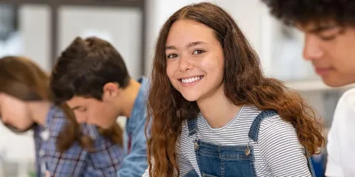 Schuljahr 2025/26: Mehr als 4.500 Jugendliche bei KAoA-Maßnahmen in den BZB, Copyright: Rido - stock.adobe.com