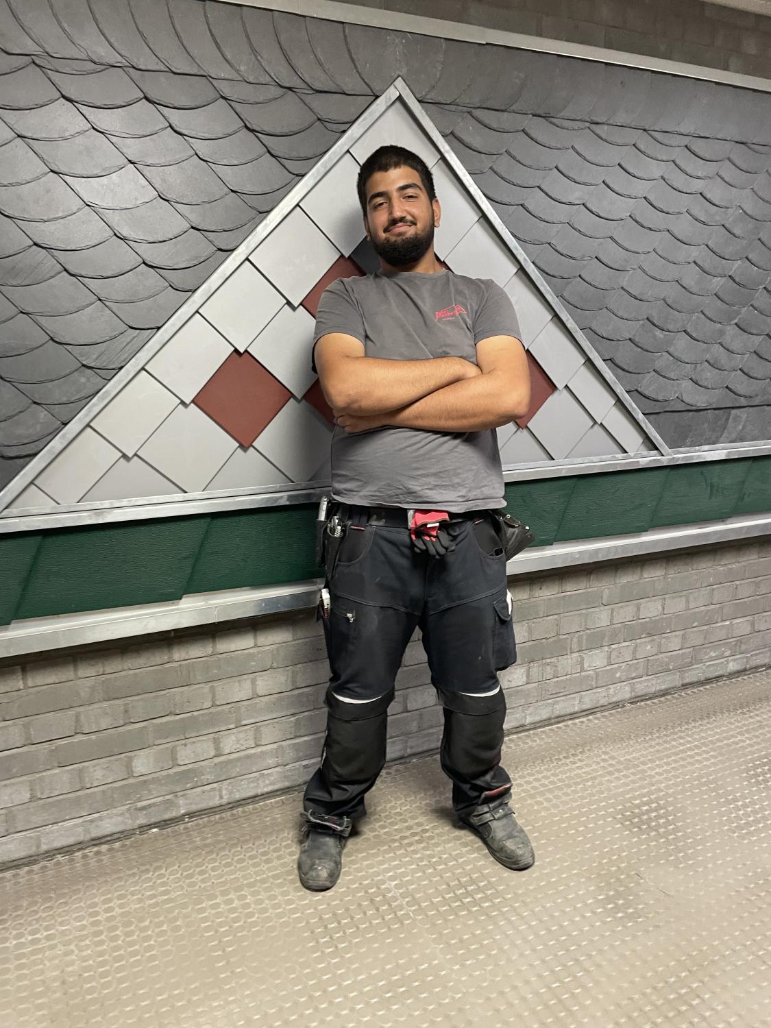 Berkay Suna ist angehender Dachdecker im 2. Ausbildungsjahr., Copyright: BZB
