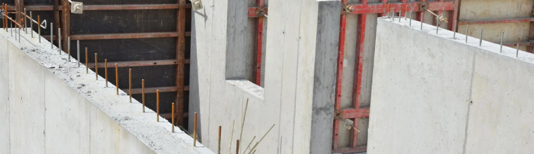 Fertig erstelltes Mauerwerk durch einen Beton- und Stahlbetonbauer, Copyright: keine Angaben