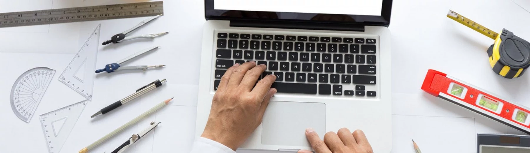 Digitale Arbeit an einem Laptop, Copyright: keine Angaben