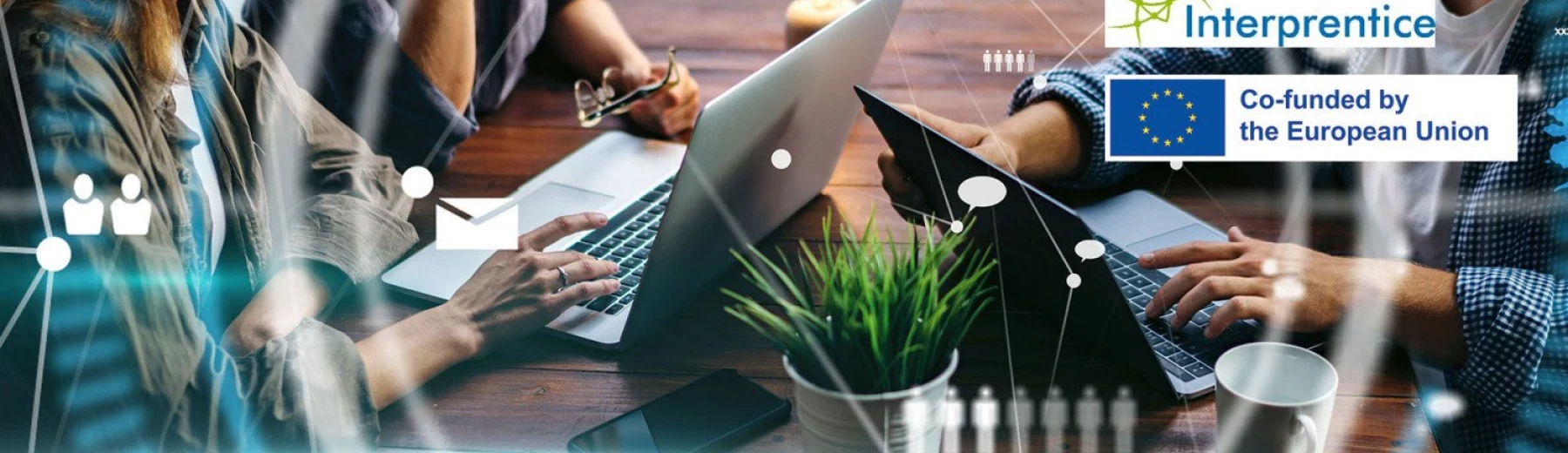 Junge Menschen an Laptops, Copyright: Rymden - stock.adobe.com