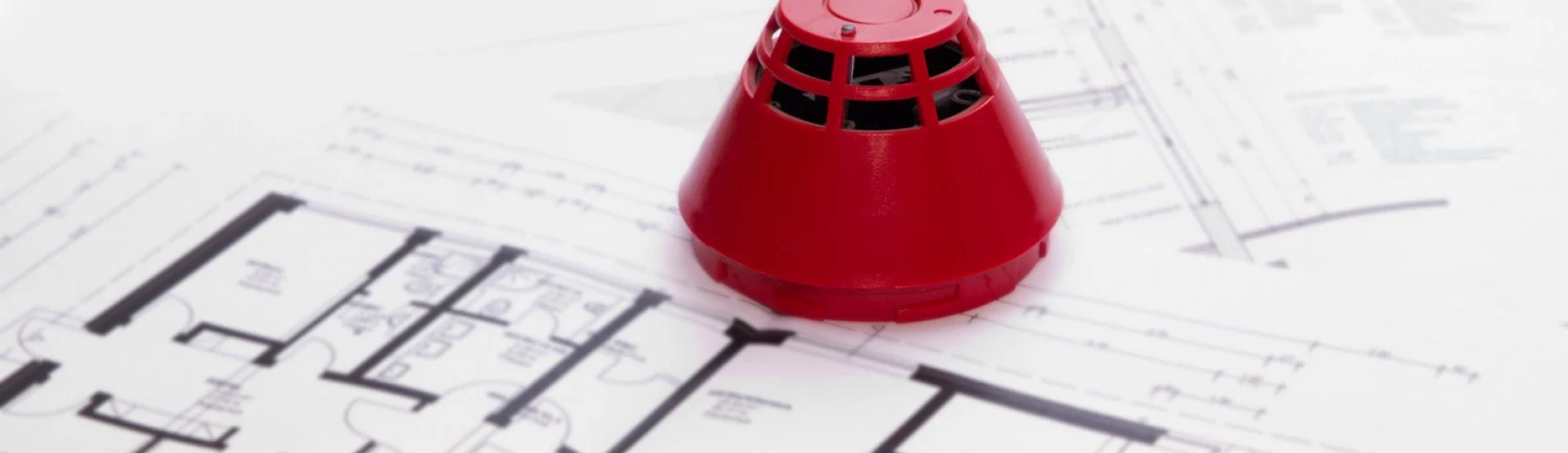 Rauchmelder und Bauplan, Copyright: SENTELLO - stock.adobe.com