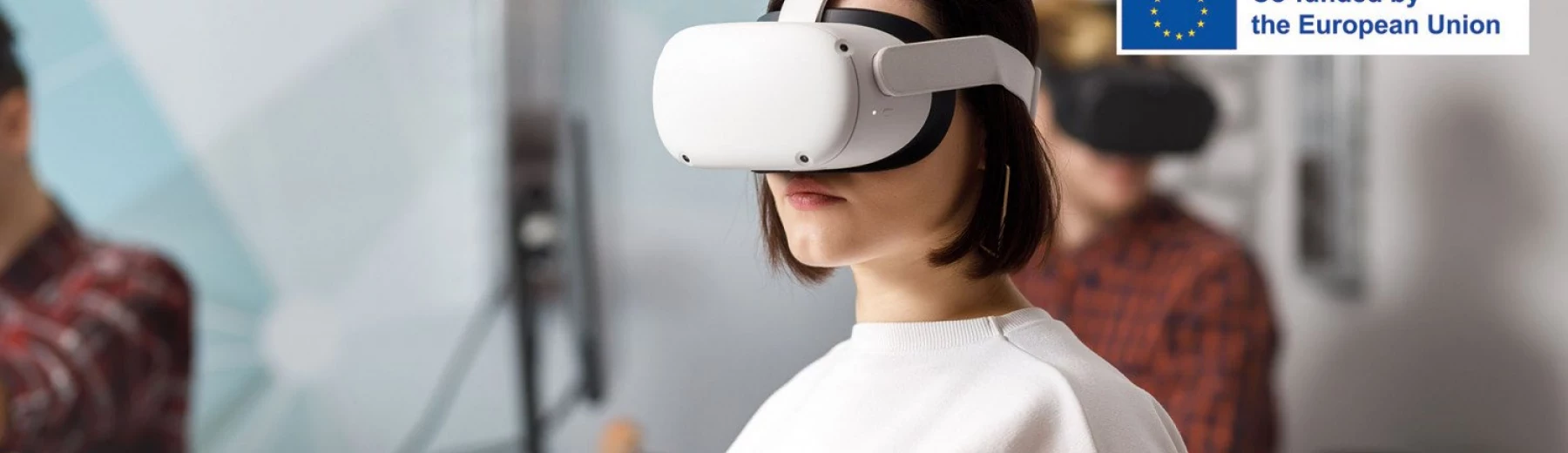 Junge Frau mit VR-Brille, Copyright: toxicoz - stock.adobe.com