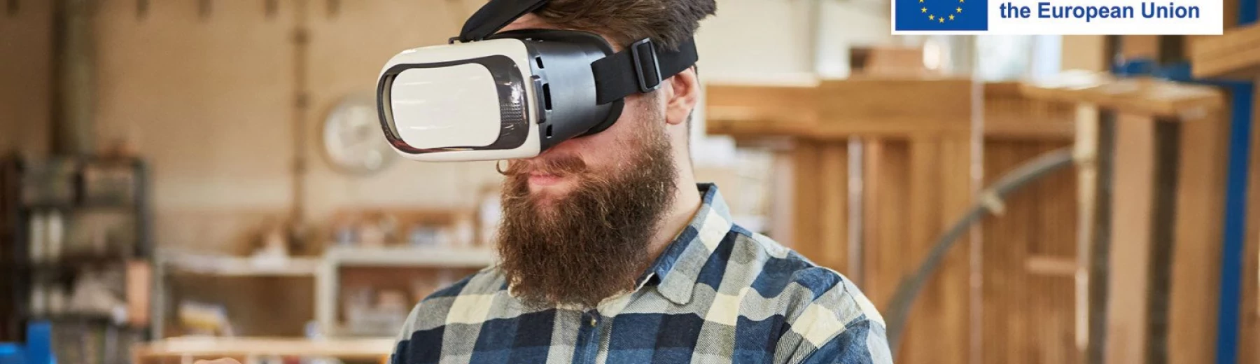 Handwerker mit VR-Brille, Copyright: Robert Kneschke - stock.abobe.com